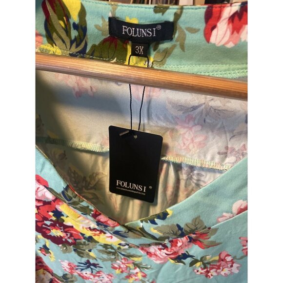 Folunsi NWT Light Green Floral Short Sleeved Tunic Top Sz 3X - Picture 7 of 7